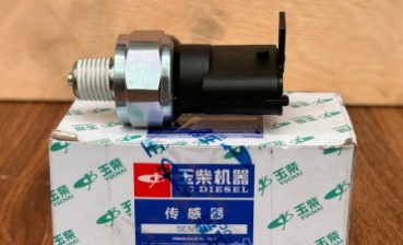 Cảm Biến Áp Suất Nhớt Động Cơ Đầu Kéo Faw 445HP